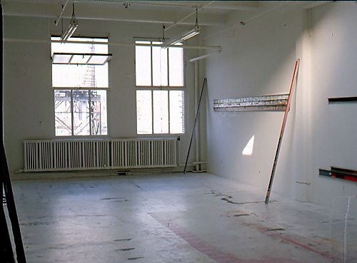 <i>Studs</i>, 1998